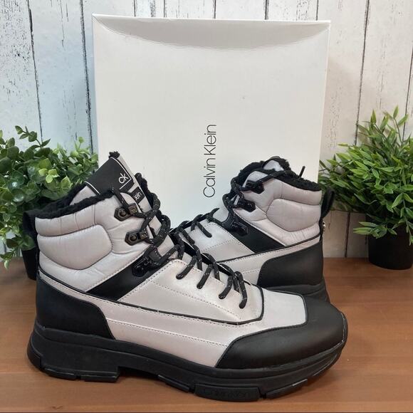 Calvin Klein Cillian Smooth Calf Reflective Boots Size 11.5 - Picture 2 of 9